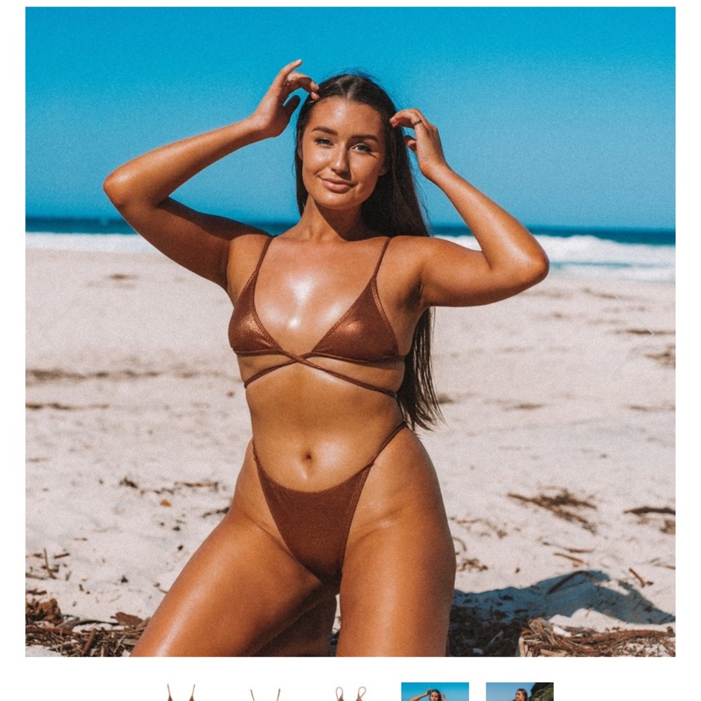 Arlo bikini